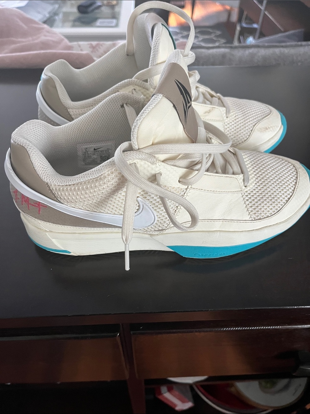 Nike Cream & Teal Low Profile Sneakers
